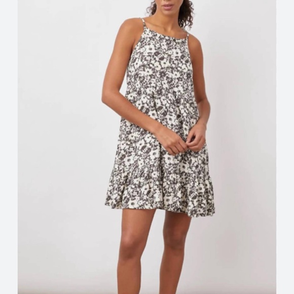 🌸 Rails Candice Dress🌸 - Picture 1 of 8